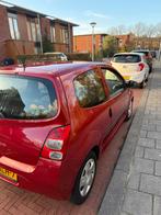 Renault Twingo 1.2 16V 2010 Rood, Auto's, 839 kg, Twingo, 4 cilinders, 4 stoelen