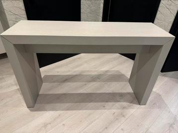 Grijze kaptafel / bijzettafel / bureau beschikbaar voor biedingen