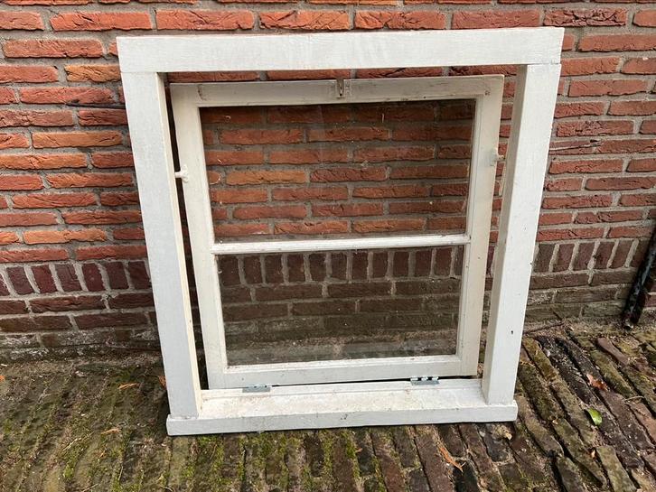Jaren 50 kantelraam, Doe-het-zelf en Verbouw, Kozijnen en Schuifpuien, Zo goed als nieuw, Raamkozijn, Hout, 75 tot 150 cm, Ophalen of Verzenden