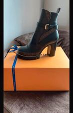 Louis Vuitton star ankle boots maat 38, Kleding | Dames, Schoenen, Ophalen of Verzenden, Zo goed als nieuw, Zwart