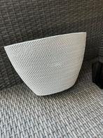 Witte Bloempot - Stijlvol & Tijdloos, Huis en Inrichting, Woonaccessoires | Vazen, Ophalen, Gebruikt, Overige materialen