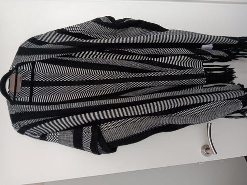 Te Koop: OPEN END Vest, mt 46/48/50. Mouwloos., Kleding | Dames, Grote Maten, Zo goed als nieuw, Trui of Vest, Zwart, Ophalen of Verzenden