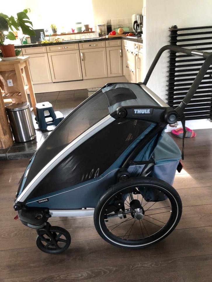Thule Cross Fietskar 2021 - Multifunctioneel!, Fietsen en Brommers, Fietsaccessoires | Aanhangers en Karren, Zo goed als nieuw