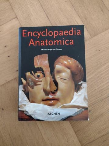 boek: encyclopeadia anatomica  beschikbaar voor biedingen