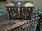 Arabische Marokkaanse kist metaal beslagen oosters, Huis en Inrichting, Woonaccessoires | Kisten, Gebruikt, Overige materialen