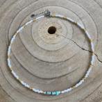 Witte kralen Ketting Staal zilver met turquoise natuursteen, Verzenden, Nieuw, Zilver, Overige materialen