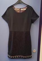 Desigual jurk maat 40 (valt als 38) zwart + borduursel 48946, Kleding | Dames, Jurken, Maat 38/40 (M), ., Zwart, Ophalen of Verzenden