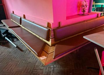 Horeca wandbanken / zithoek - stevige houten constructie beschikbaar voor biedingen