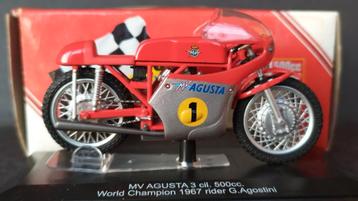 MV Augusta 500cc Giacomo Agostini 1:22  Protar Pol beschikbaar voor biedingen