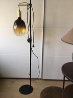 Staande lamp, Huis en Inrichting, Lampen | Vloerlampen, Ophalen, Zo goed als nieuw, Metaal, 150 tot 200 cm
