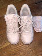 Nike airforce 1 maat 37.5, Nike, Ophalen of Verzenden, Sneakers of Gympen, Roze