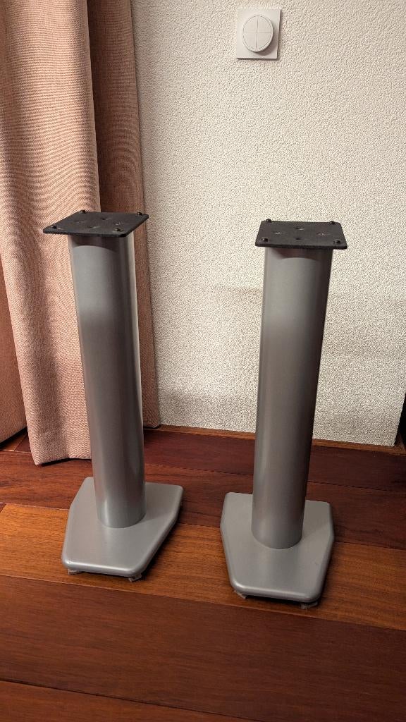 Luidsprekerstandaards met spikes, Overige merken, Ophalen of Verzenden, Zo goed als nieuw, Minder dan 60 watt