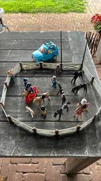 Playmobil huis met paarden, poppetjes en een auto, Ophalen of Verzenden