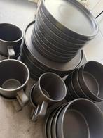 Zwarte serviesset, Tuin en Terras, Bloempotten, Ophalen, Kunststof, Rond, Zo goed als nieuw