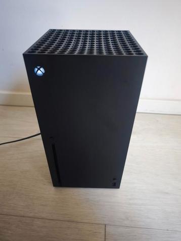 Xbox Series X 1TB Incl doos, controller + accu, kabels beschikbaar voor biedingen