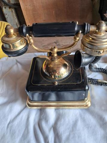Antieke Telefoon - Werkend Model beschikbaar voor biedingen