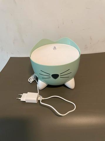 Te Koop, Kattenfonteintje groen. beschikbaar voor biedingen