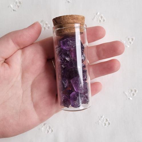 Ruwe amethist in een flesje, Sieraden, Tassen en Uiterlijk, Edelstenen, Nieuw, Verzenden