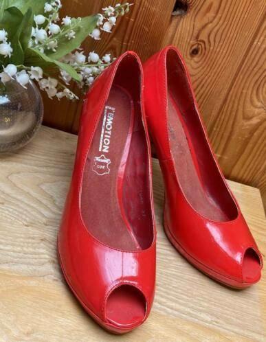 L’Emotion schoenen maat 37 [DM], Kleding | Dames, Schoenen, Zo goed als nieuw, Schoenen met hoge hakken, Rood, Ophalen of Verzenden