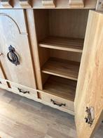 Eiken houten kast met gietijzer grepen, Ophalen, C, 50 tot 100 cm, Zo goed als nieuw