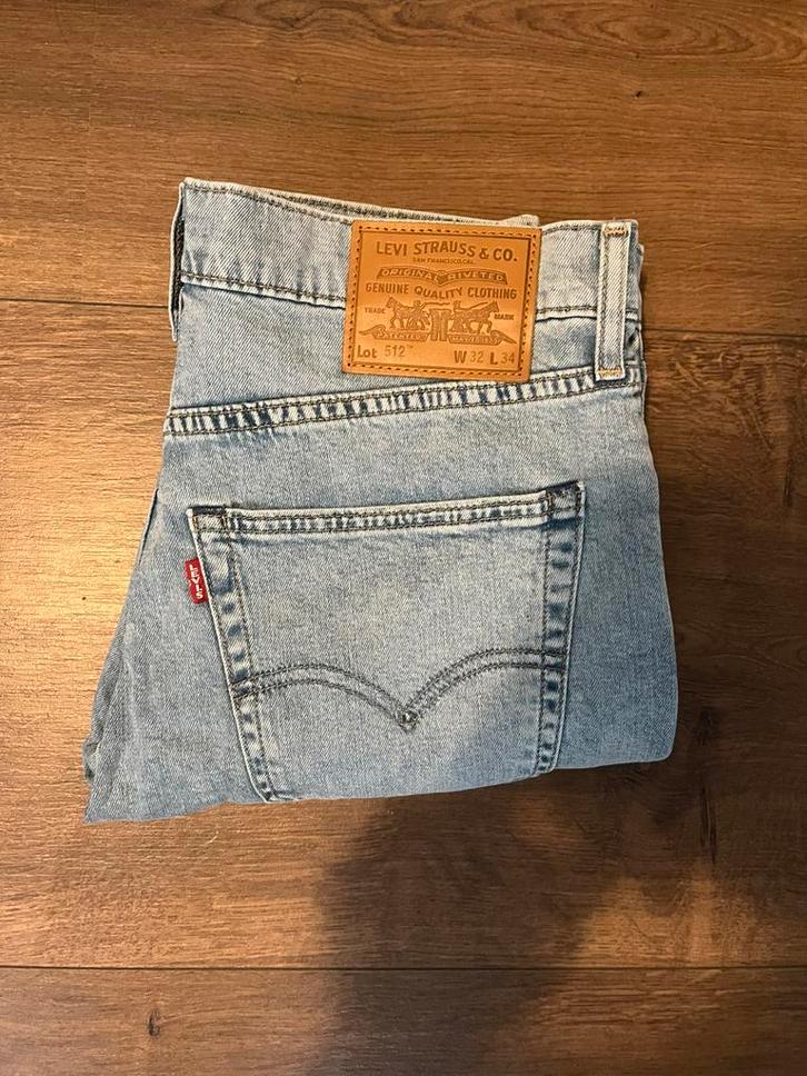 NIEUW, Levi’s 512, W32 L34, licht grijs, nooit gedragen, Kleding | Heren, Spijkerbroeken en Jeans, Nieuw, W32 (confectie 46) of kleiner