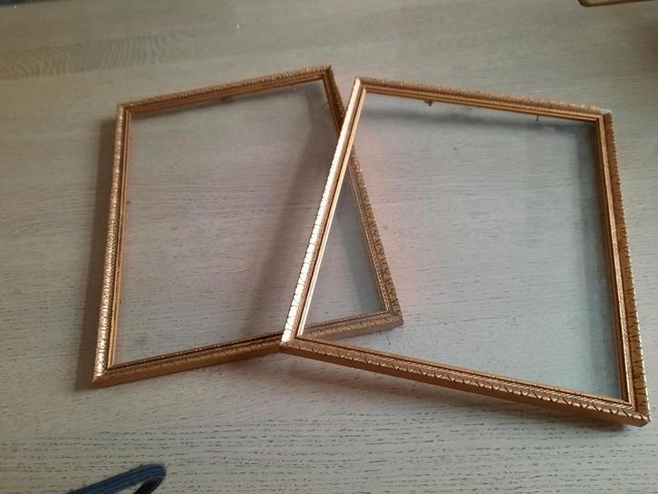 Twee gouden fotolijsten echt antiek., Huis en Inrichting, Woonaccessoires | Lijsten, Gebruikt, Minder dan 50 cm, 50 tot 75 cm
