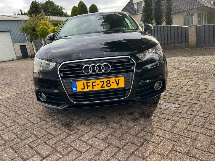 Audi A1 1.2 Tfsi 63KW 2011 Zwart, Auto's, Audi, Bedrijf, A1, Benzine, Hatchback, Handgeschakeld, Geïmporteerd, Zwart, Voorwielaandrijving