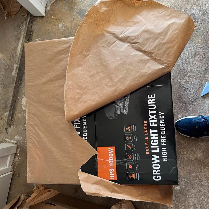 Grow Light Fixture - Nieuw in doos!, Tuin en Terras, Kweekspullen, Nieuw, Ophalen of Verzenden