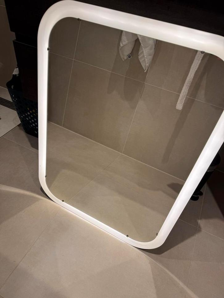 IKEA STOJROM Spiegel met Verlichting - 80x60, Huis en Inrichting, Woonaccessoires | Spiegels, Zo goed als nieuw, 75 tot 100 cm