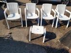 4 witte Jardin stapelstoel met 1 voetenbankje., Kunststof, Gebruikt, Ophalen