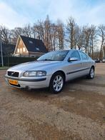 Volvo S60 2.4 140PK AUT 2004 Grijs, Auto's, Zwart, 2435 cc, Particulier, Sedan