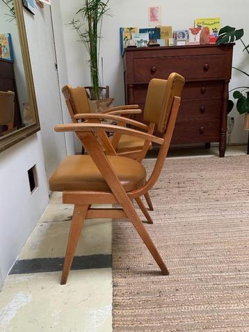 stamtafelstoelen/eettafelstoelen midcentury beschikbaar voor biedingen