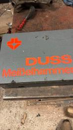 Duss hakhamer met 3 nieuwe en 1 gebruikte bijtel, Doe-het-zelf en Verbouw, Ophalen, Gebruikt