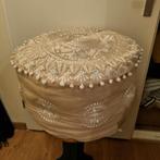 Poef uit India BEIGE, Huis en Inrichting, Banken | Voetenbanken en Poefen, Minder dan 50 cm, Ophalen of Verzenden, Zo goed als nieuw