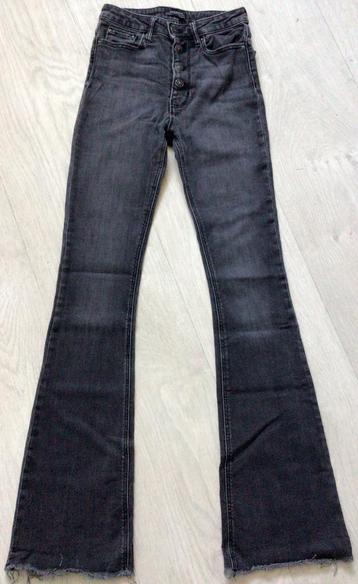 Zwarte spijkerbroek jeans ZARA maat 34 beschikbaar voor biedingen