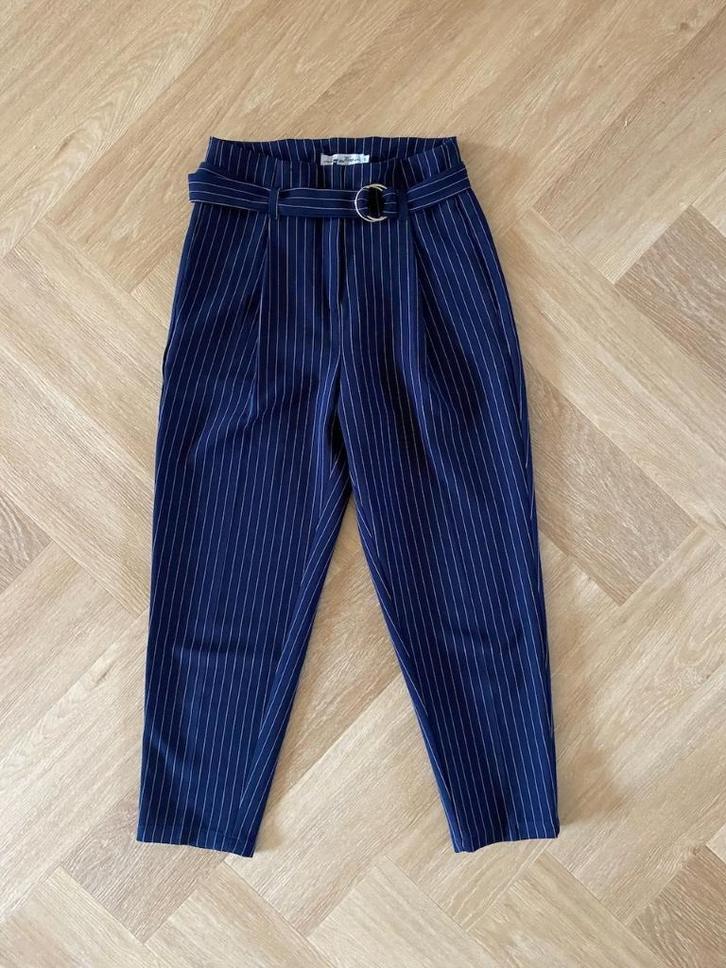 Z.g.a.n. Donkerblauwe broek Lucy Wang, hoge taille, maat S, Kleding | Dames, Broeken en Pantalons, Zo goed als nieuw, Maat 36 (S)