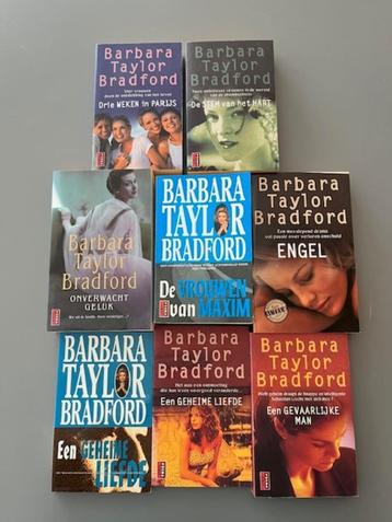 8 boeken Barbara Taylor Bradford - set thrillers beschikbaar voor biedingen