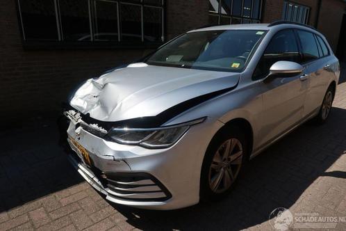 Volkswagen Golf Variant 1.0 eTSI Life (bj 2021, automaat), Auto diversen, Schadeauto's, Automaat, Benzine, Stationwagon, Zilver of Grijs