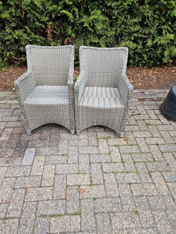 Zgan wicker tuinstoelen beschikbaar voor biedingen