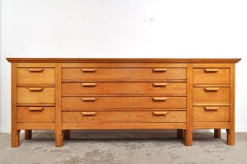 Diverse vintage ladekast kast industriële kasten dressoir beschikbaar voor biedingen