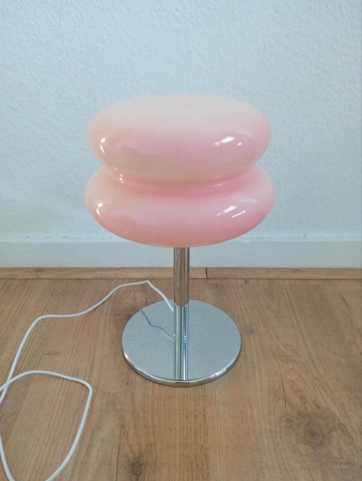 Italiaanse bauhauslamp roze glazen tafellamp, Huis en Inrichting, Lampen | Tafellampen, Gebruikt, Minder dan 50 cm, Glas, Metaal