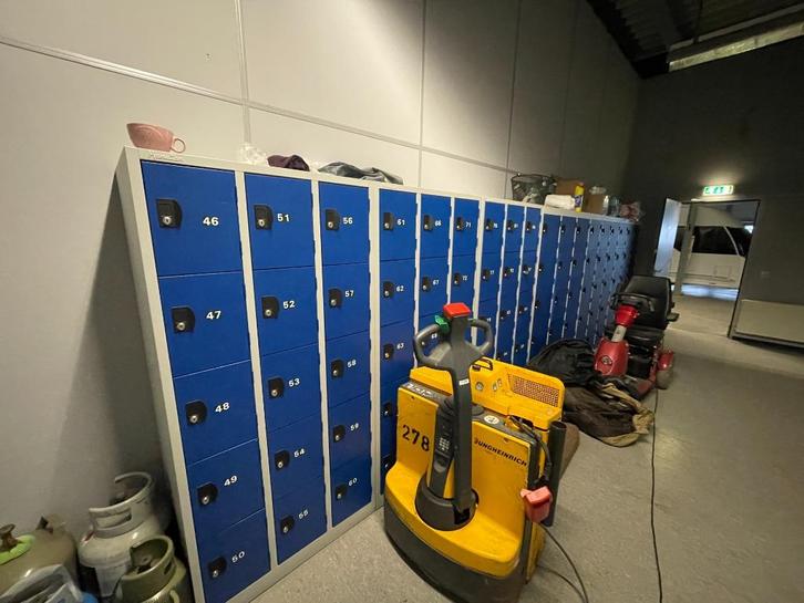 Lockerkasten – 90 stuks, Huis en Inrichting, Kasten | Lockerkasten, Gebruikt, Ophalen