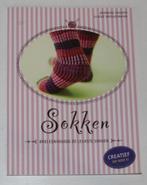 Sokken - brei eenvoudig de leukste sokken 131191, Ophalen of Verzenden, Zo goed als nieuw, Breien en Haken