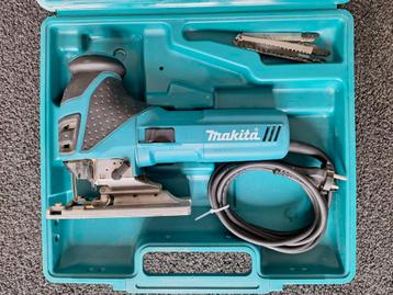 Makita decoupeerzaag 4351FCT inclusief koffer en zaagjes beschikbaar voor biedingen