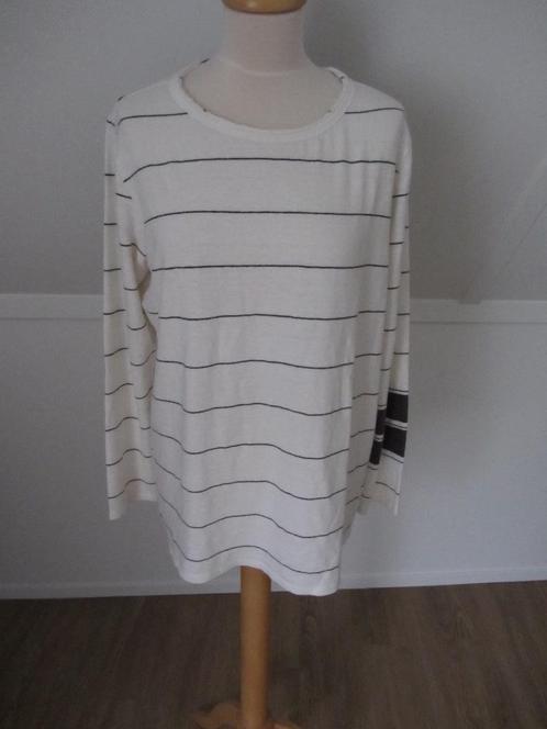 Top 42, l.m. ecru/zw streepje, Moscow, paar x gedragen, Kleding | Dames, Tops, Zo goed als nieuw, Maat 42/44 (L), Beige, Lange mouw