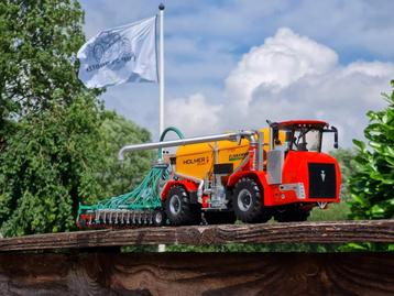 Holmer Exxact Terra Variant met Zunhammer opbouw en bemester beschikbaar voor biedingen