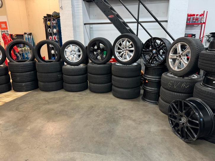1 partij velgen en banden tekoop diverse, Auto-onderdelen, Banden en Velgen, Winterbanden, 17 inch, 205 mm, Ophalen