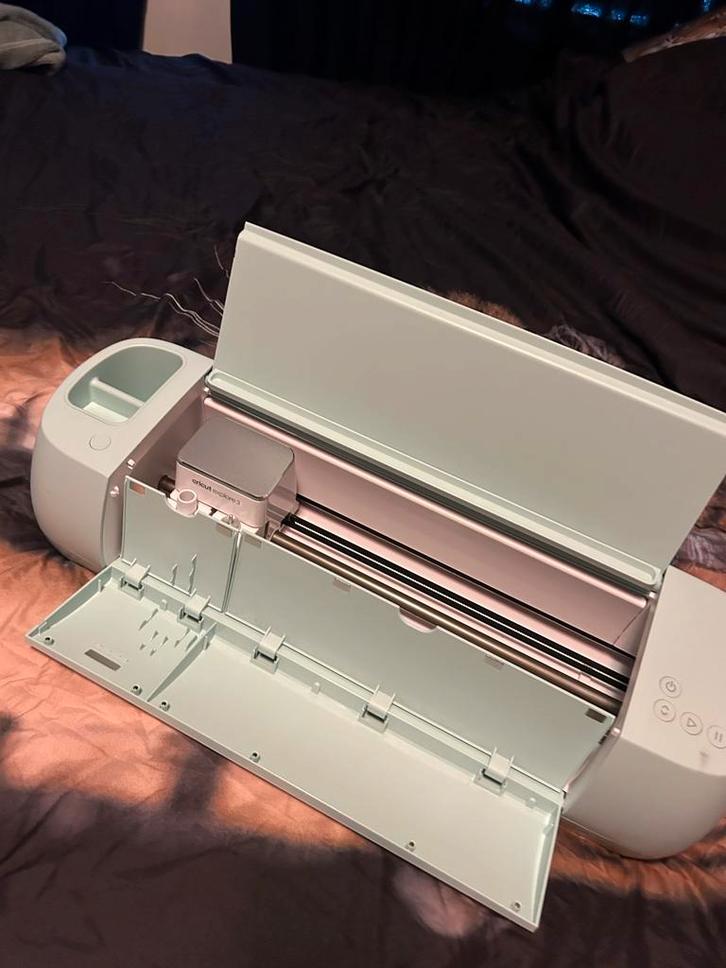 Cricut Explore 3, Hobby en Vrije tijd, Knutselen, Zo goed als nieuw, Gereedschap of Toebehoren, Ophalen