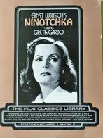 Filmboek: Ninotchka met Greta Garbo, Ophalen of Verzenden, Gelezen, Film- of Tv-bewerking