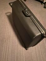 Samsonite Zwarte Koffer met Slot en Wieltjes, Gebruikt, Hard kunststof, 45 tot 55 cm, Slot